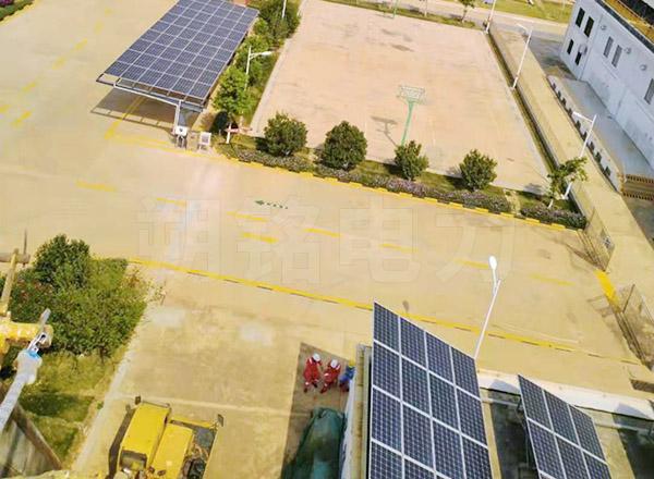 云南輸油二部光伏車(chē)棚發(fā)電