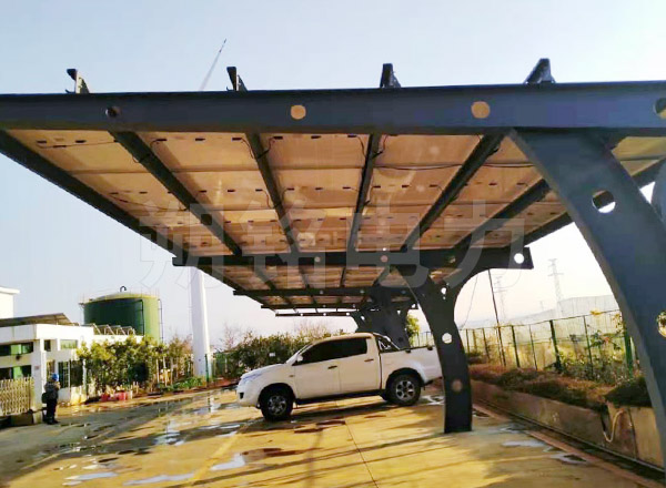 云南輸油二部光伏車(chē)棚發(fā)電